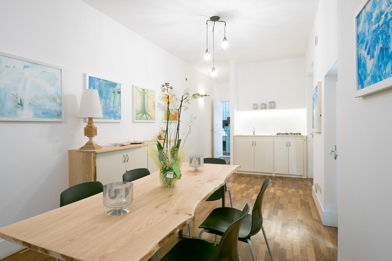Dimora Dell'Artista Bed & Breakfast เลชเช ภายนอก รูปภาพ