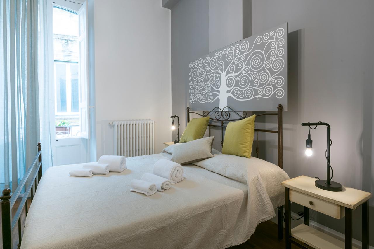 Dimora Dell'Artista Bed & Breakfast เลชเช ภายนอก รูปภาพ