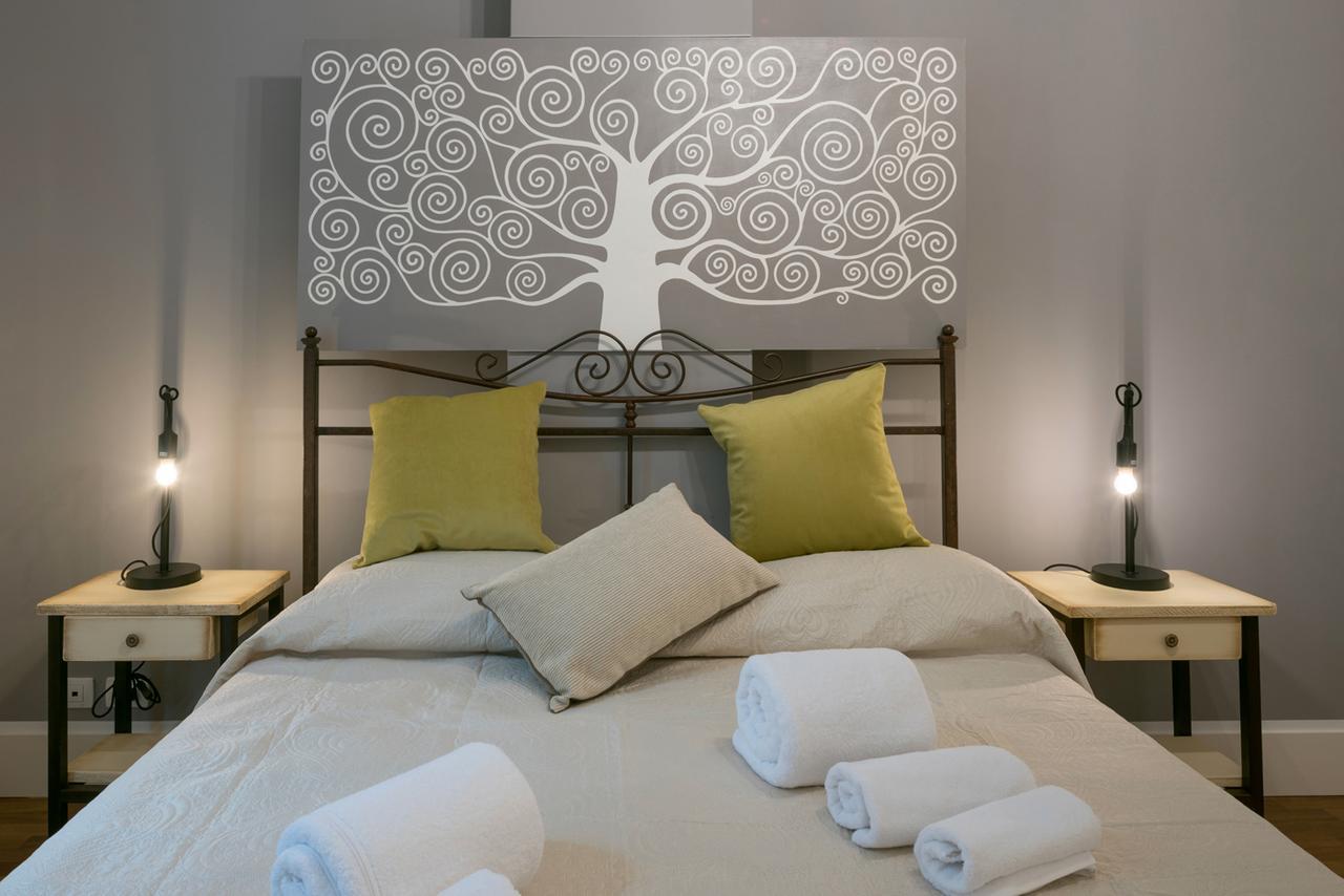 Dimora Dell'Artista Bed & Breakfast เลชเช ภายนอก รูปภาพ